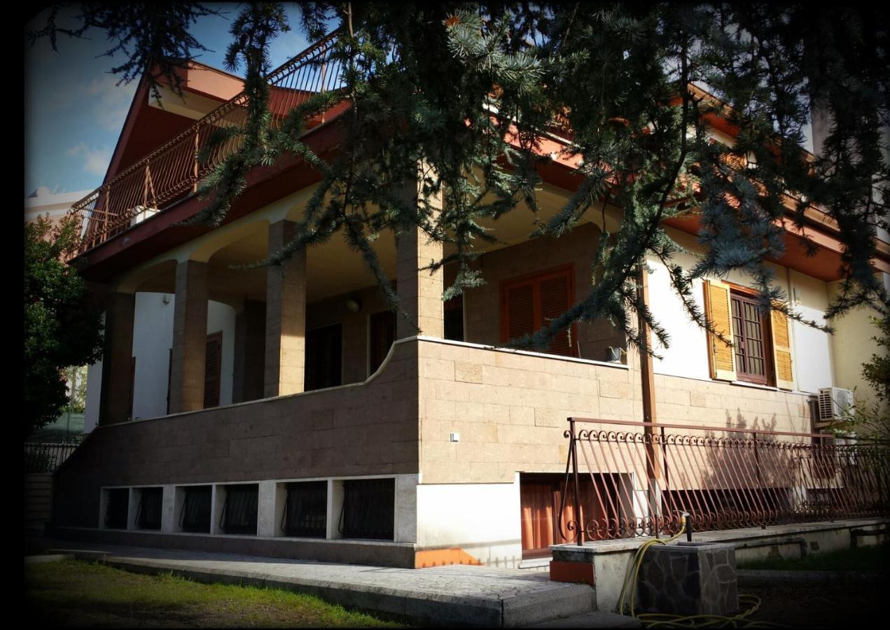 La Casa Degli Oleandri Hotel Rome Exterior photo